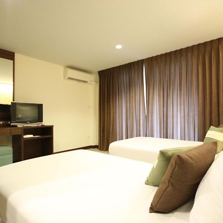 Windmill Resort Hotel Паттайя Экстерьер фото