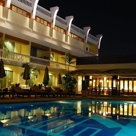 Windmill Resort Hotel Паттайя Экстерьер фото