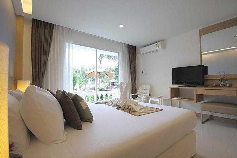 Windmill Resort Hotel Паттайя Экстерьер фото