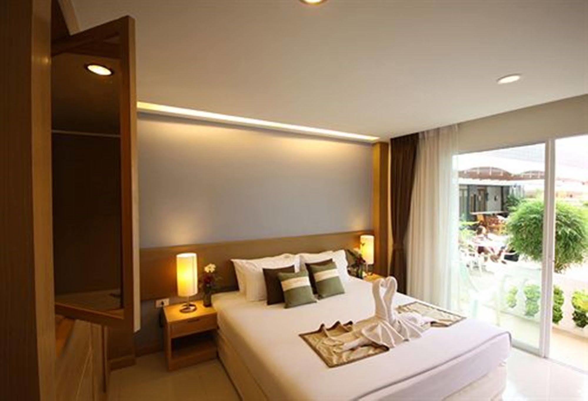 Windmill Resort Hotel Паттайя Экстерьер фото